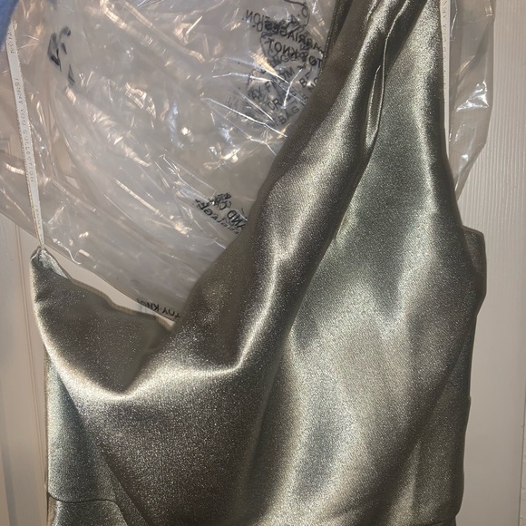 Floor Length Sage Green Satin JENNY YOO gown brand new - Picture 5 of 8